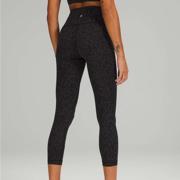 Lululemon Wunder Under High-Rise Crop 23" *Full-On Luxtreme - Picture 3 of 10